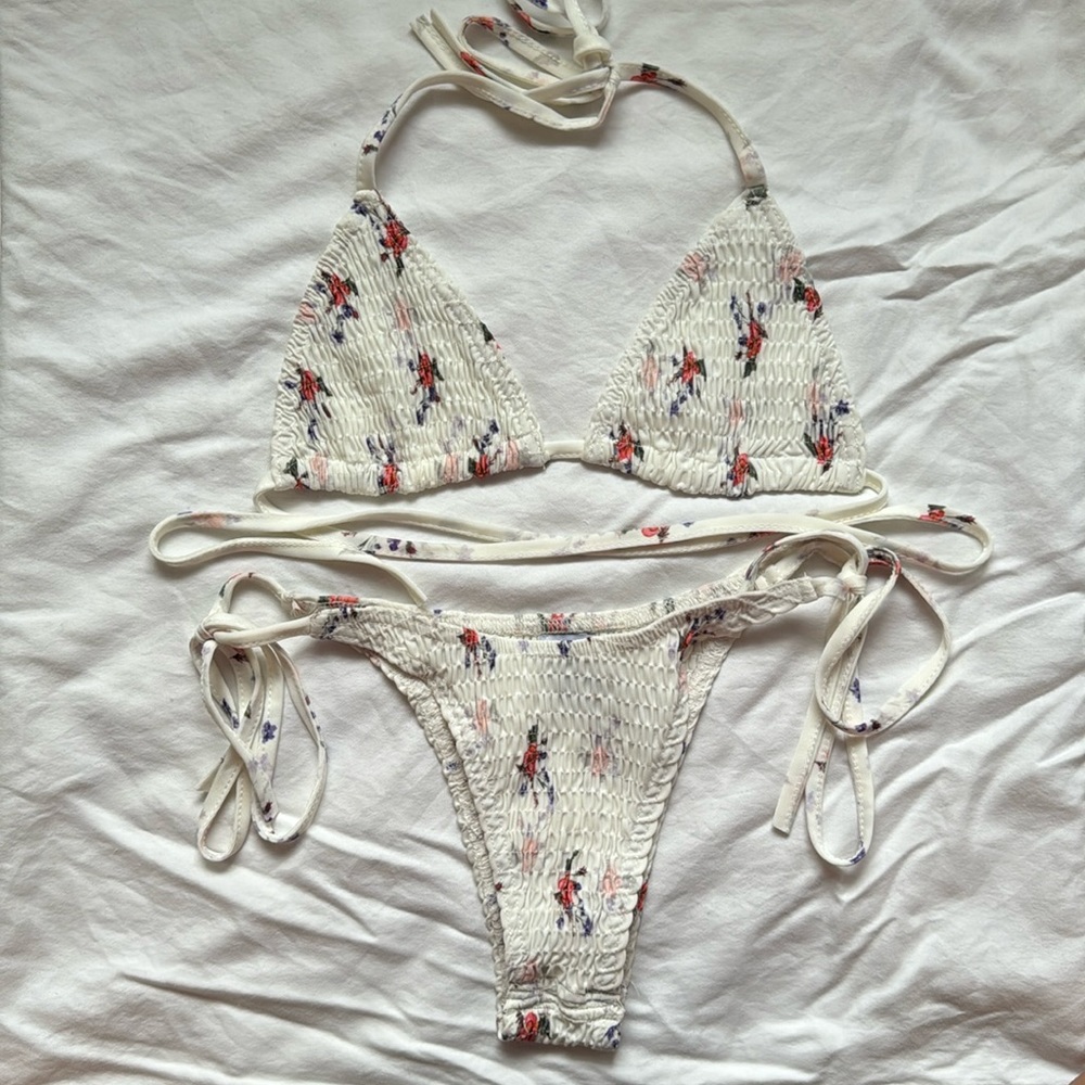 Princess Polly size 0 Smocked Triangle Bikini